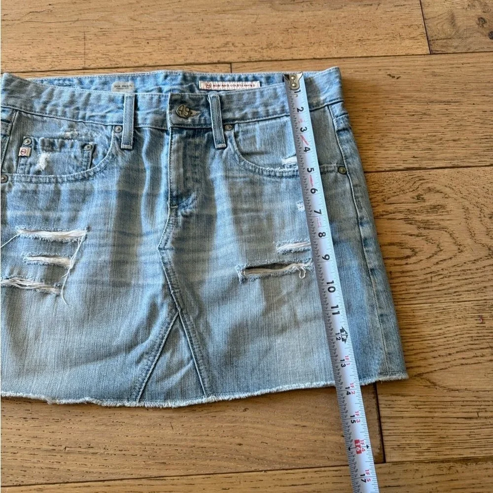 AG Adriano Goldschmied Box Skirt Distressed Denim Mini Skirt Light Wash 27 (941)